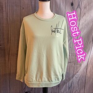 ✅HOST Pick✅ Nike Just Do It Sweatshirt, Medium
